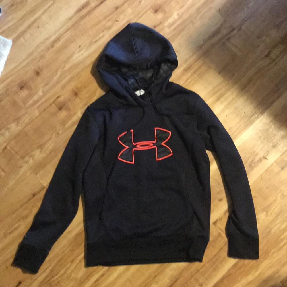 Under Armour Sweatshirt!